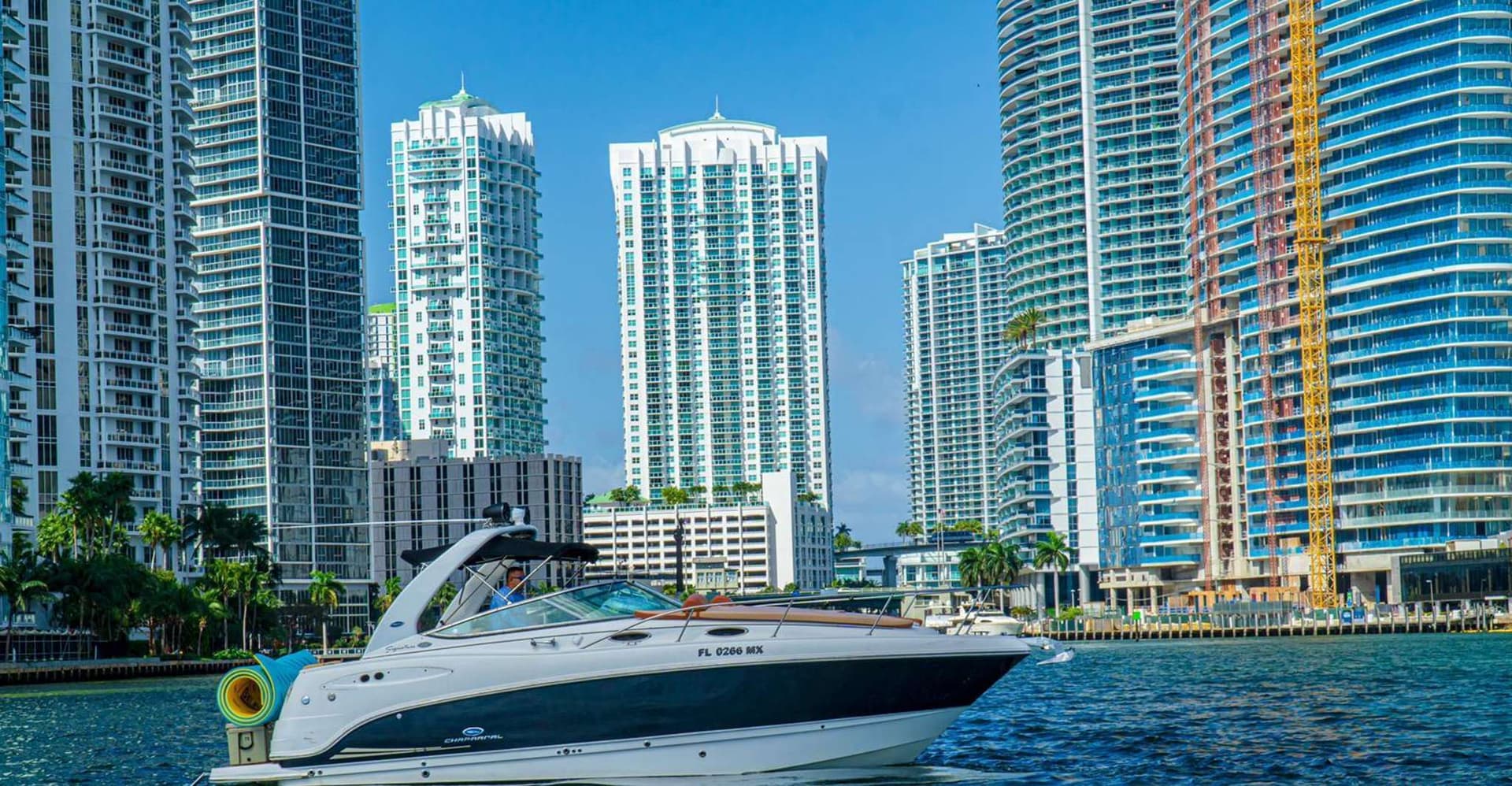 Miami: Private Boat Cruise & Guided Scenic Tour photo 3