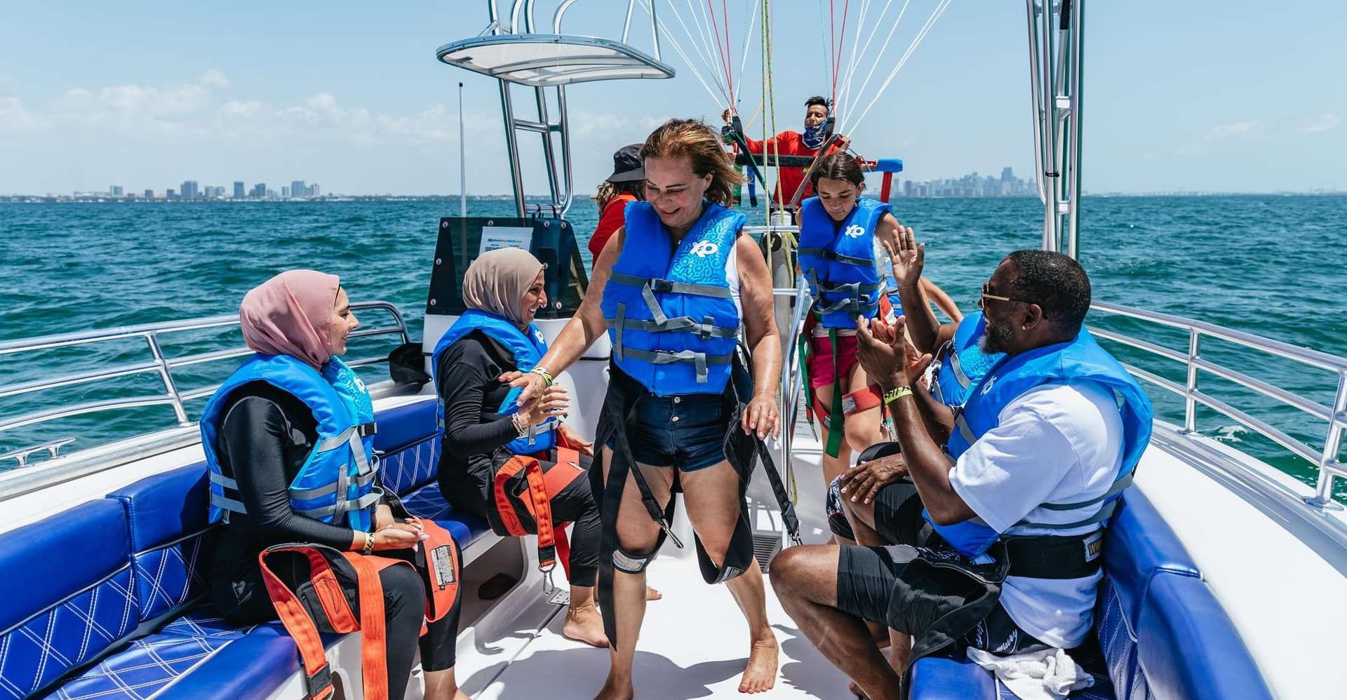 Miami: Parasailing Experience in Biscayne Bay photo 7