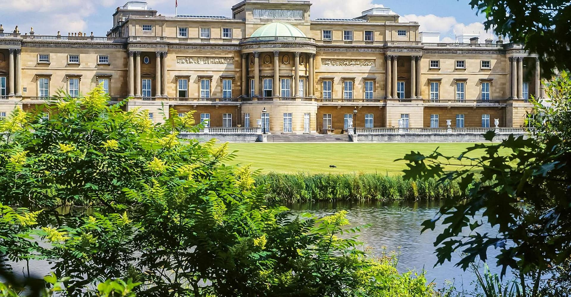 Buckingham Palace: The State Rooms Entrance Ticket photo 6