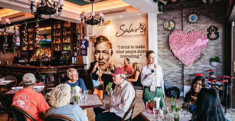 Miami: Little Havana Food Walking Tour with Tastings