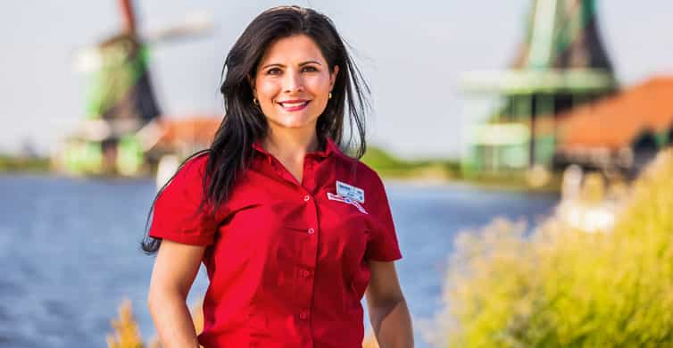 From Amsterdam: Zaanse Schans, Volendam & Marken Guided Tour