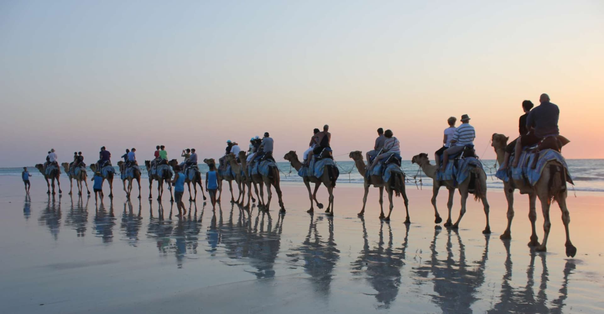 North of Rocks on Cable Beach: 1-Hour Sunset Camel Ride photo 4