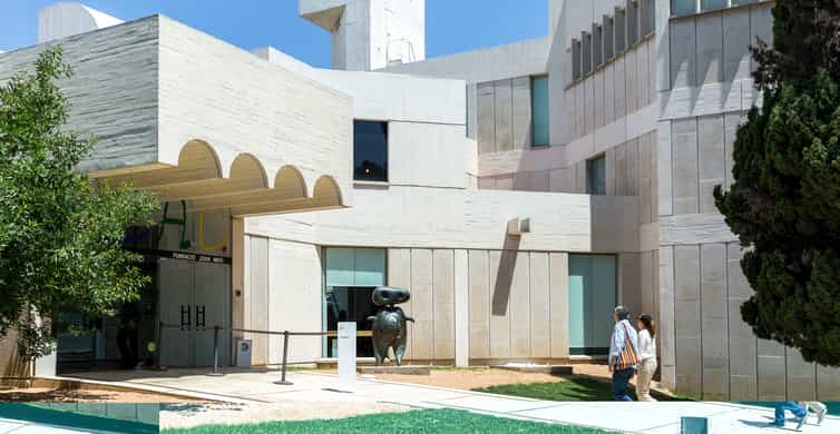 Barcelona: Fundació Joan Miró Skip-the-Line Entry Ticket