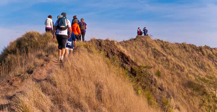 Bali: Mount Batur Sunrise Hike with Breakfast & Hot Spring
