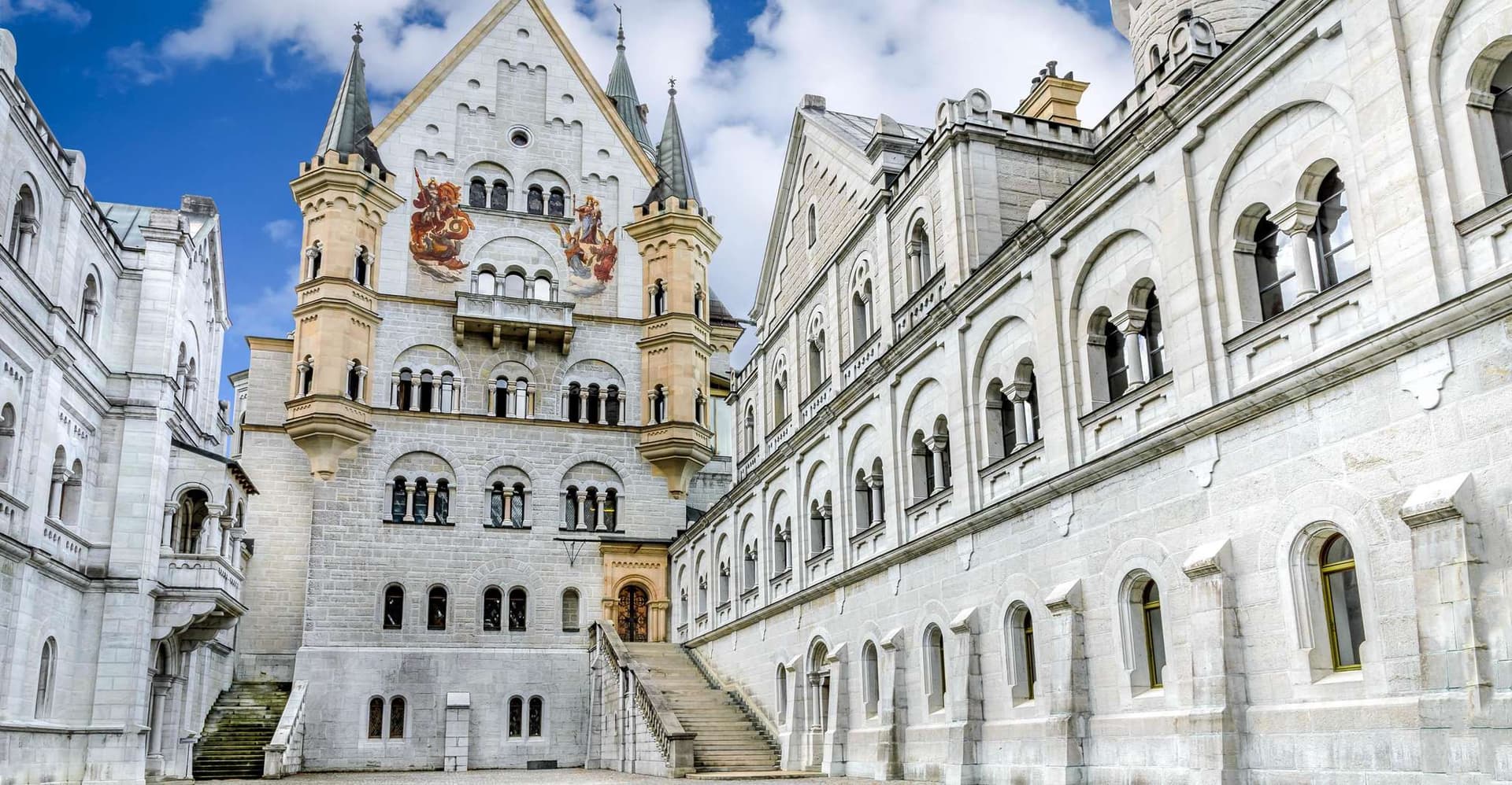 From Munich: Trip to Neuschwanstein & Linderhof in Spanish photo 3