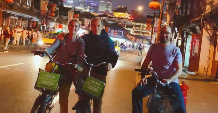 Shanghai Charming Night Small Group Bike Tour