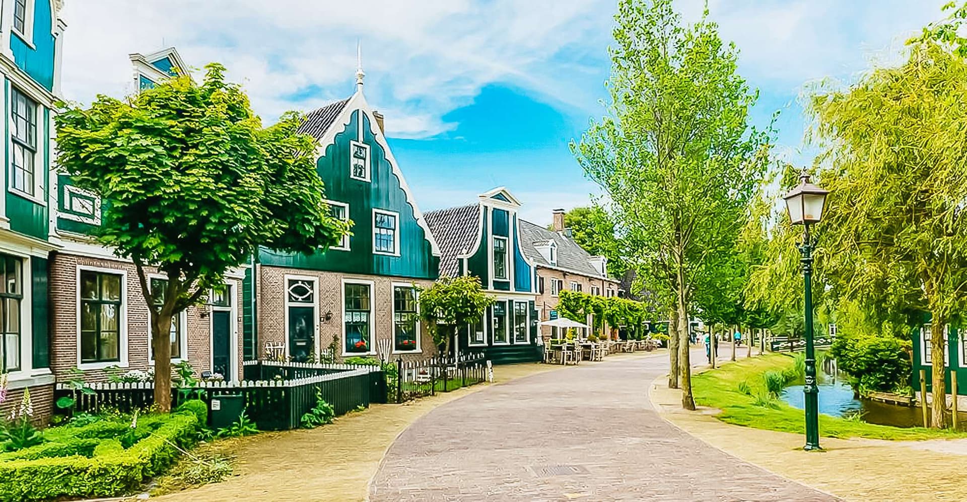 Amsterdam: Zaanse Schans, Edam, Volendam & Marken Bus Tour photo 2