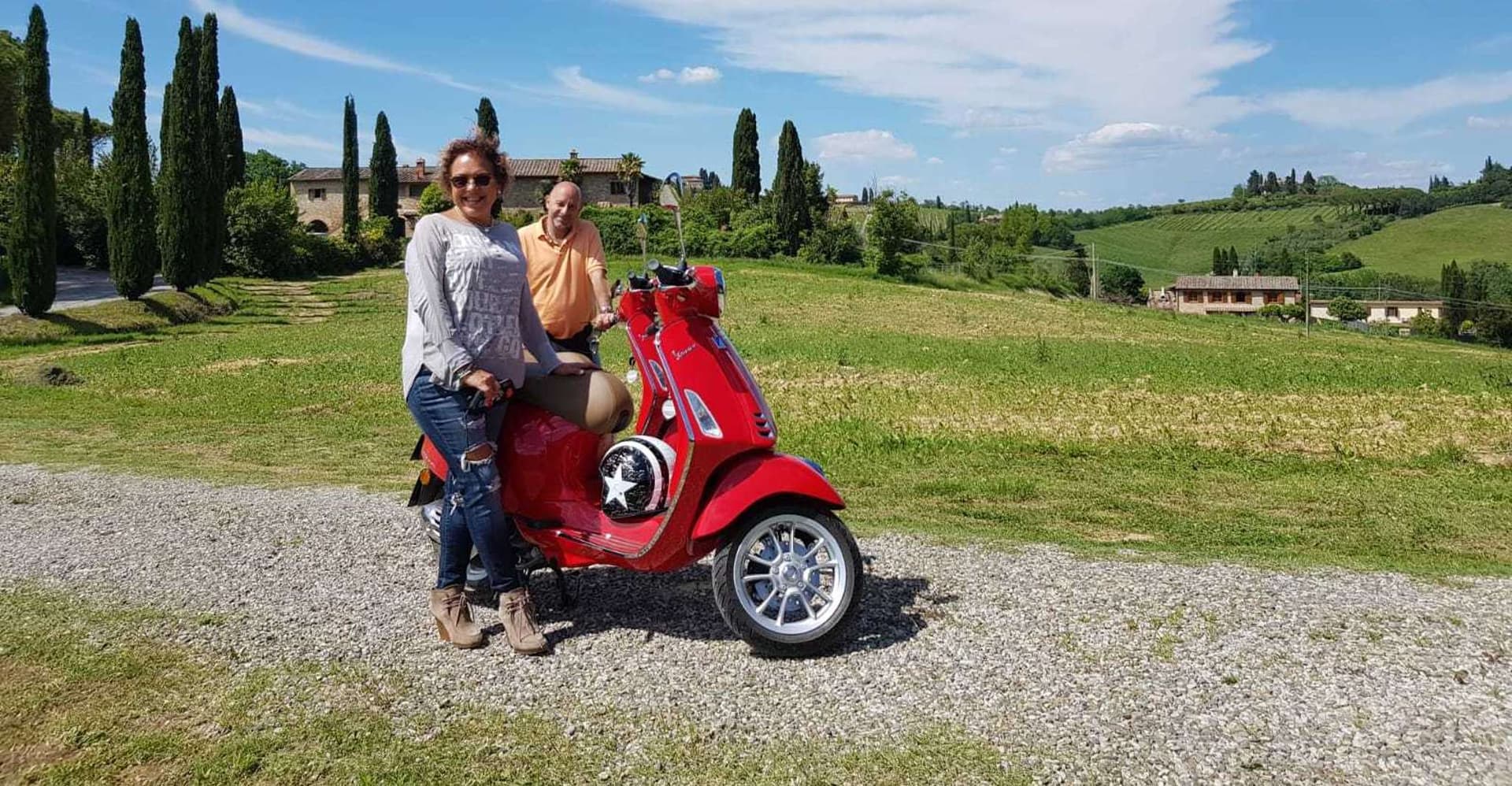 From Florence: Tuscany Vespa Tour with Lunch & Wine photo 10
