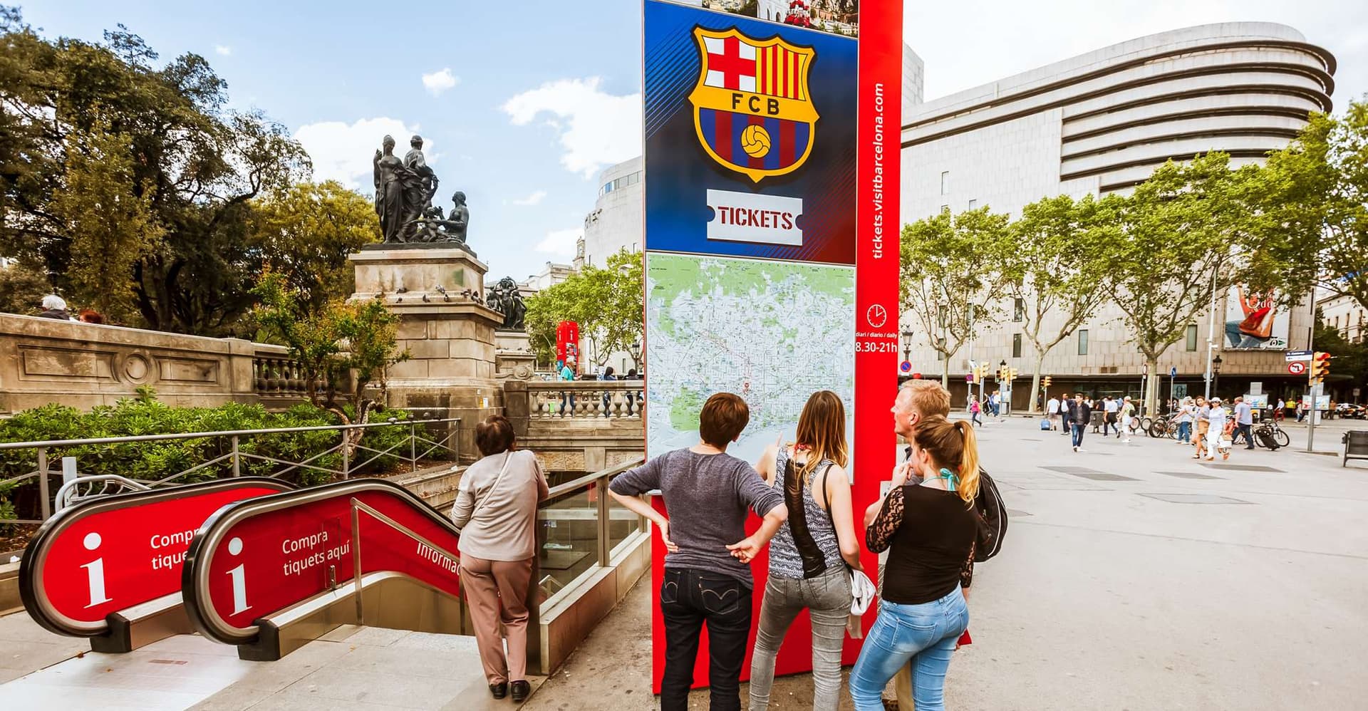 Barcelona: Hola Barcelona Public Transport Travel Card photo 4