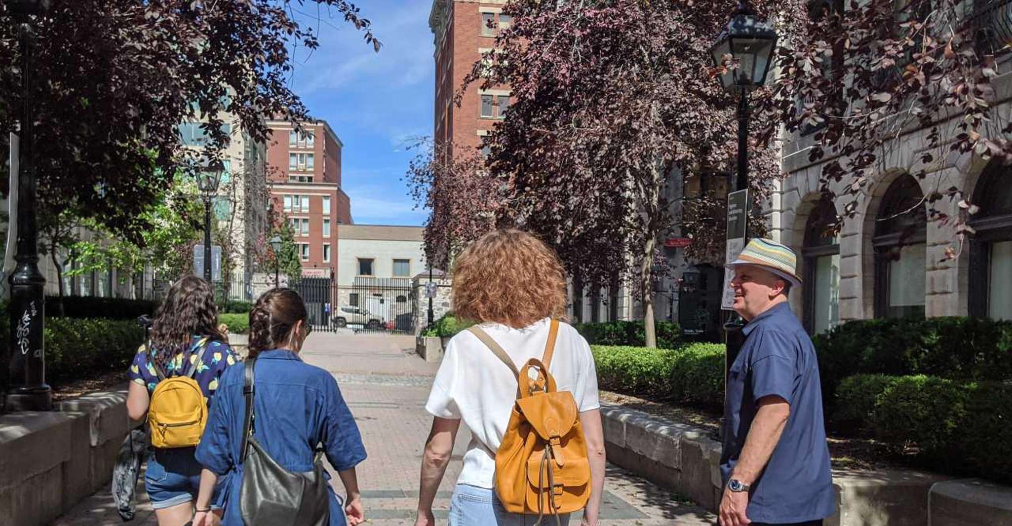 Montréal: The Original Old Montréal Walking Tour