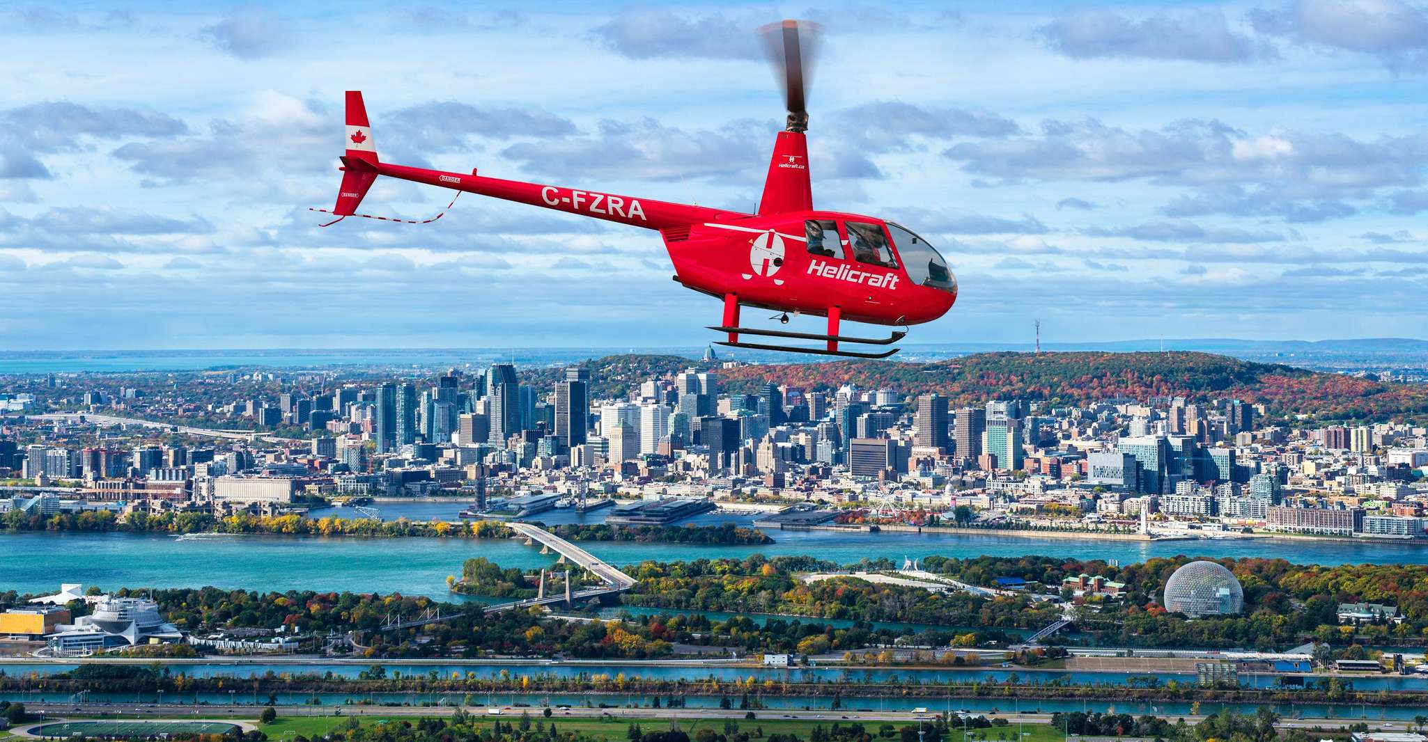 Montreal: Guided Helicopter Tour