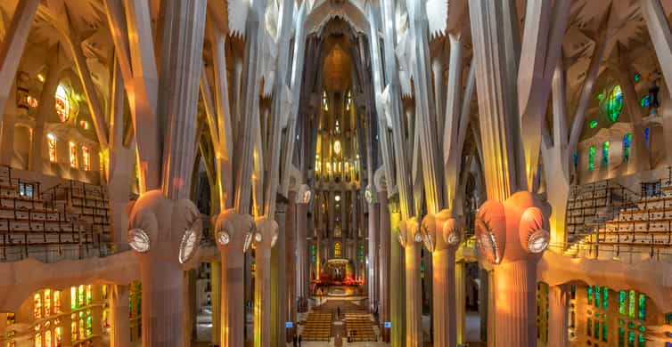 Barcelona: Sagrada Familia Entry Ticket with Audio Guide