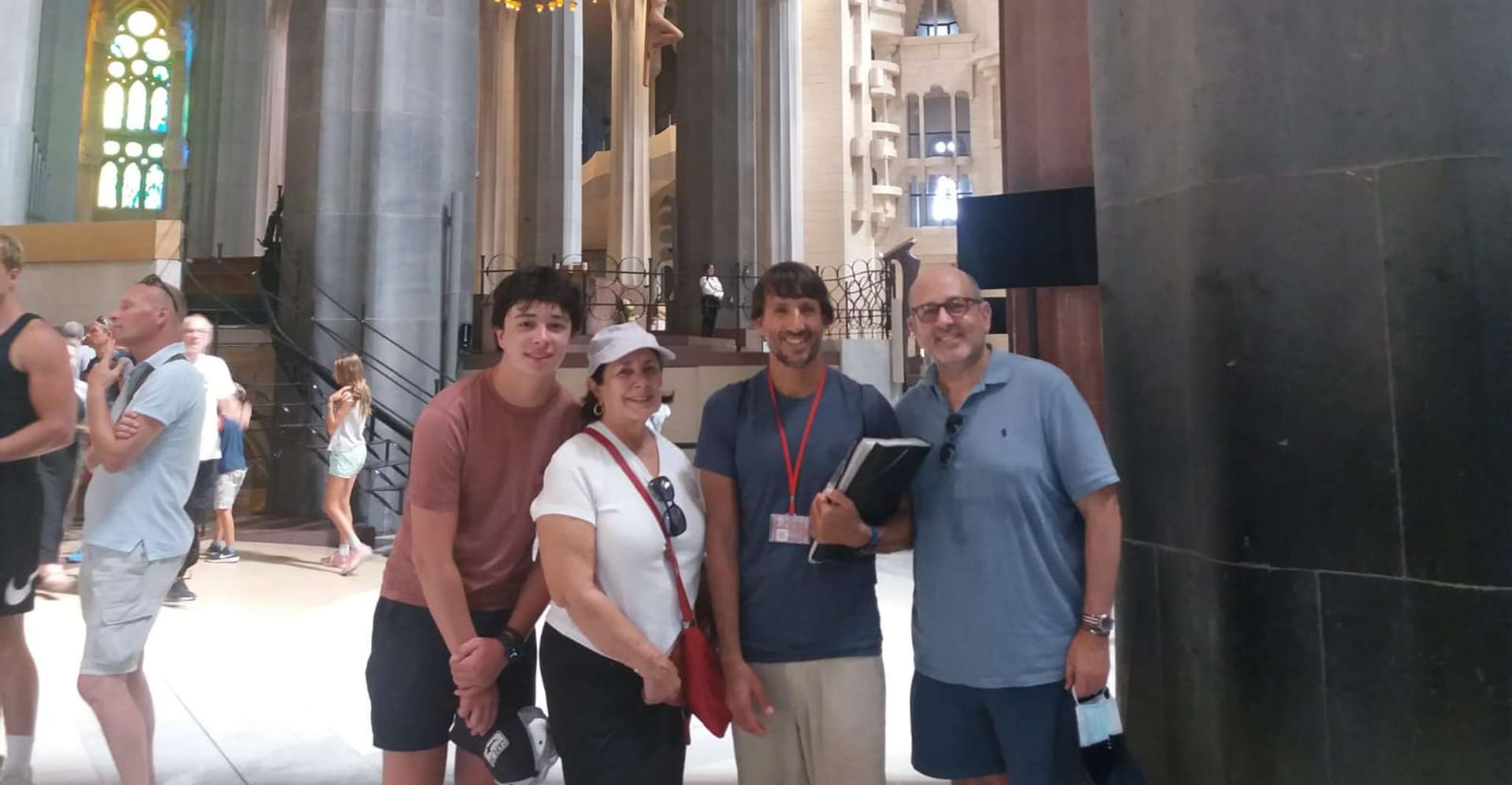 Barcelona: Guided Tour of Sagrada Familia photo 2