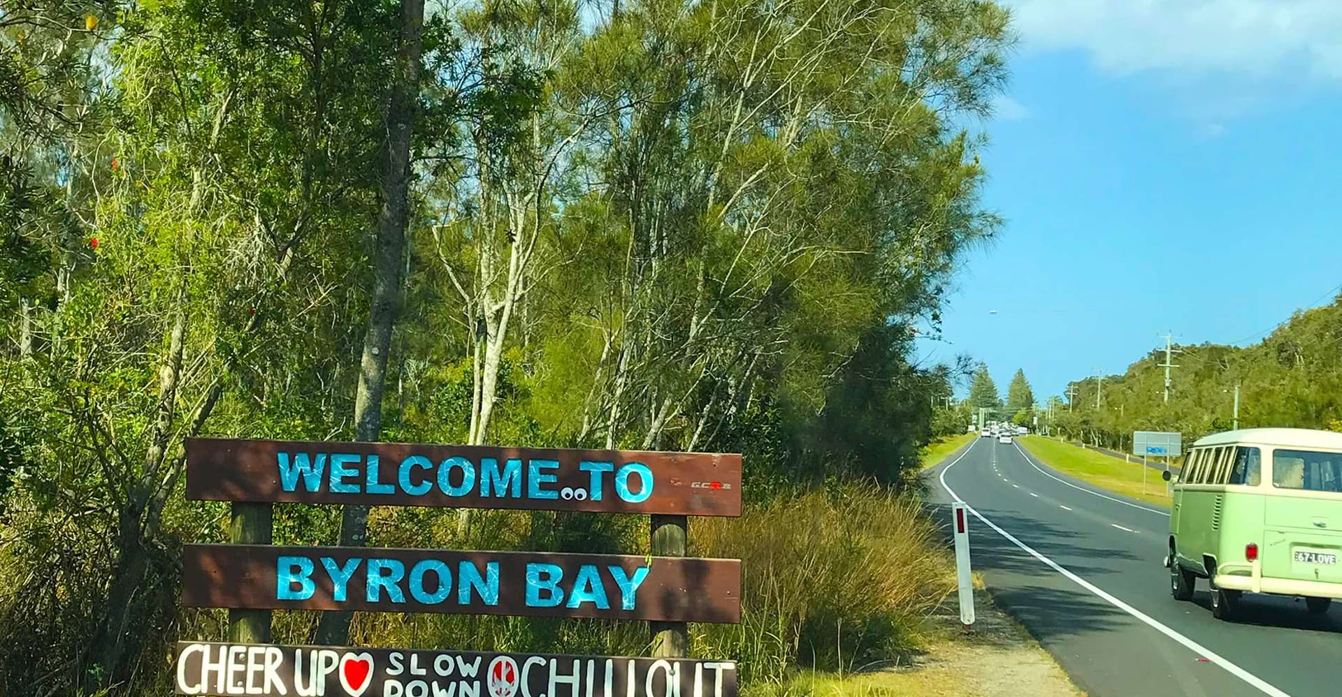 From Brisbane: Byron Bay, Bangalow, and Gold Coast Day Tour photo 1