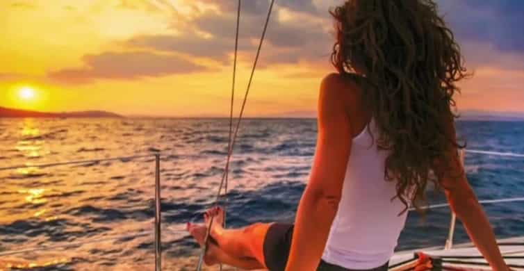 Barbate: Sunset Cruise with Glass of Cava