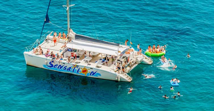 Barcelona: Catamaran Party Cruise with BBQ Meal