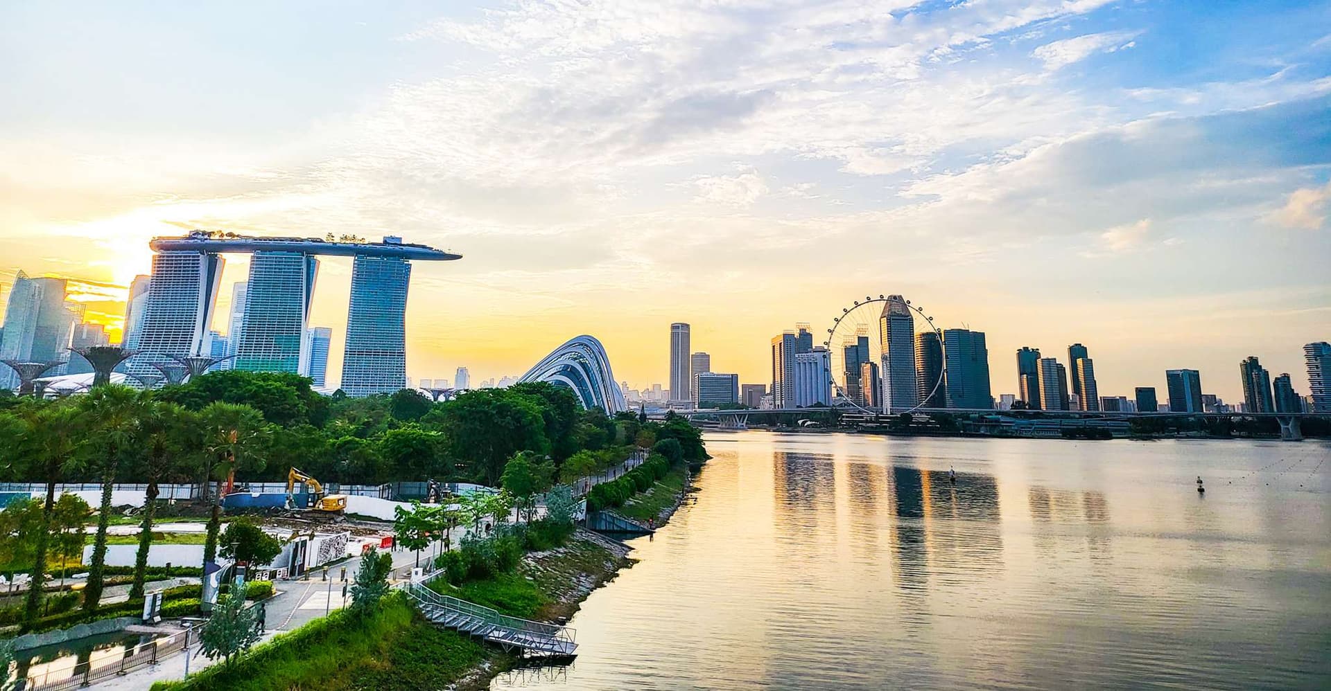 Singapore: Big Bus Night Tour by Open-Top Bus & Live Guide photo 4