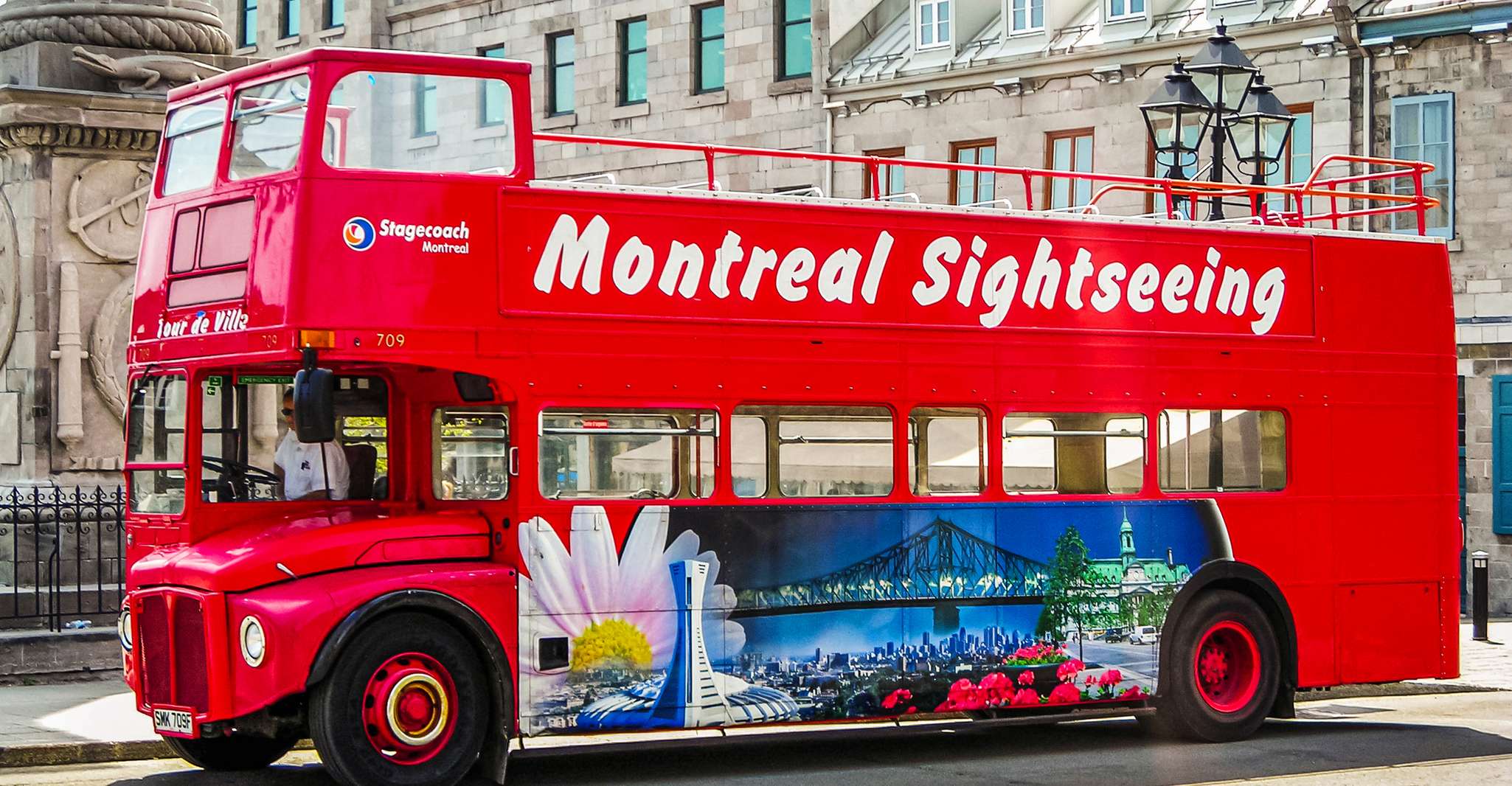 Montreal: Hop-On Hop-Off Double-Decker Bus Tour