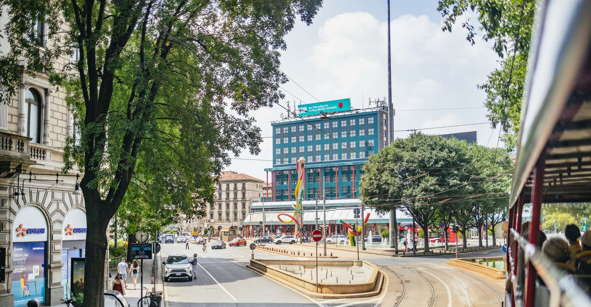 Milan: City Sightseeing Hop-On Hop-Off Bus with Audio Guide photo 5