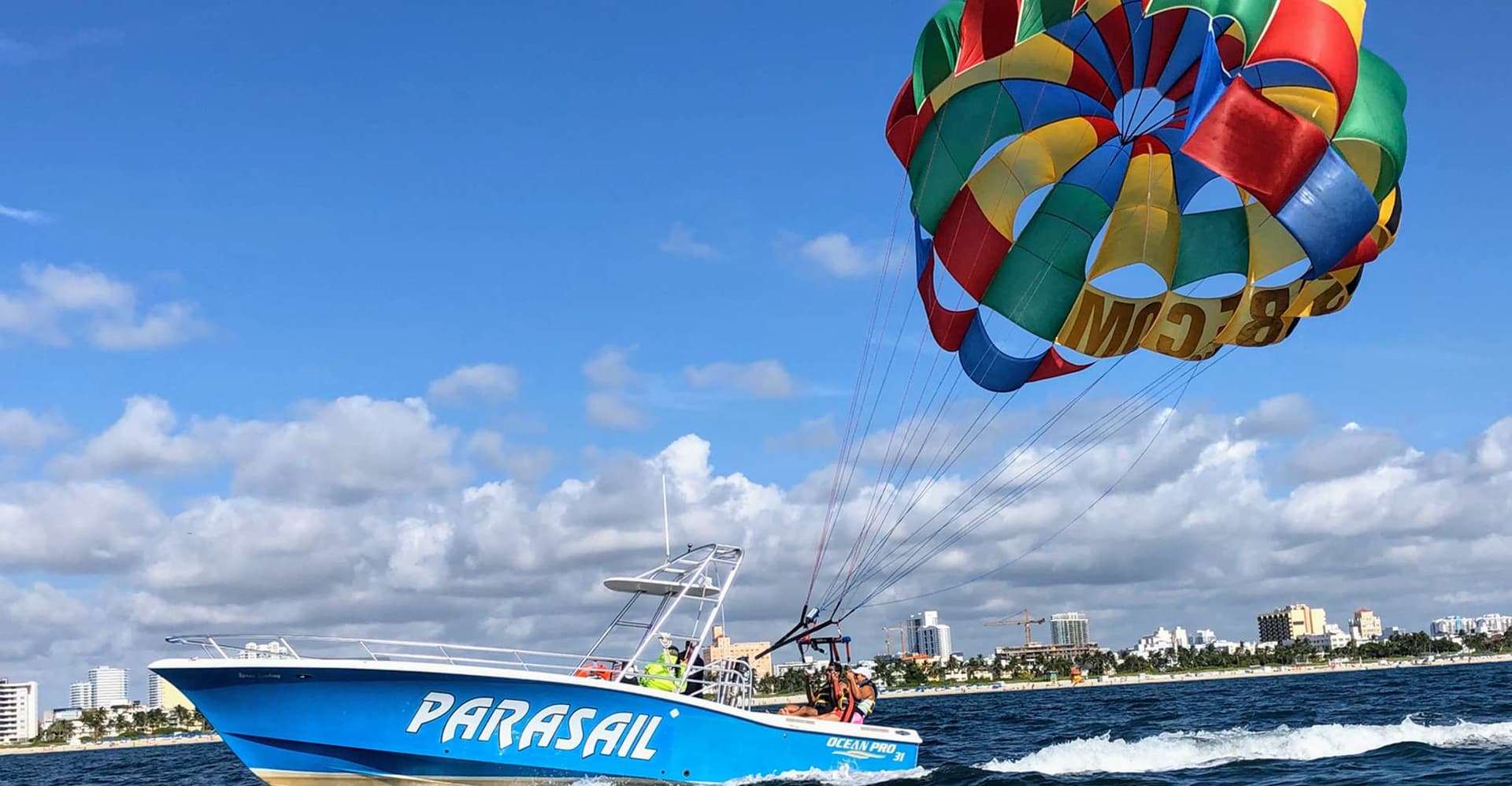 Miami Beach: Parasailing Boat Tour in South Beach photo 4