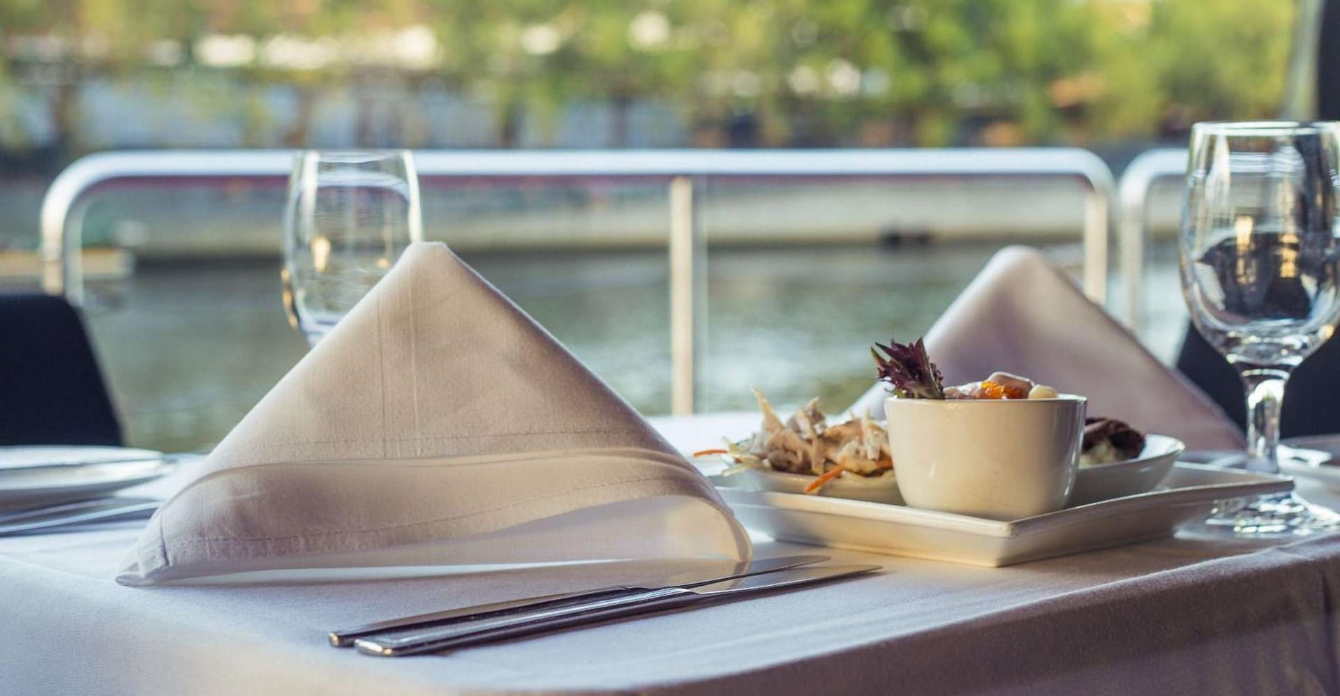 Melbourne: Spirit Of Melbourne Yarra River Lunch Cruise photo 5