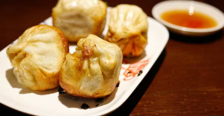 Shanghai: 3-Hour Local Food Tasting Tour