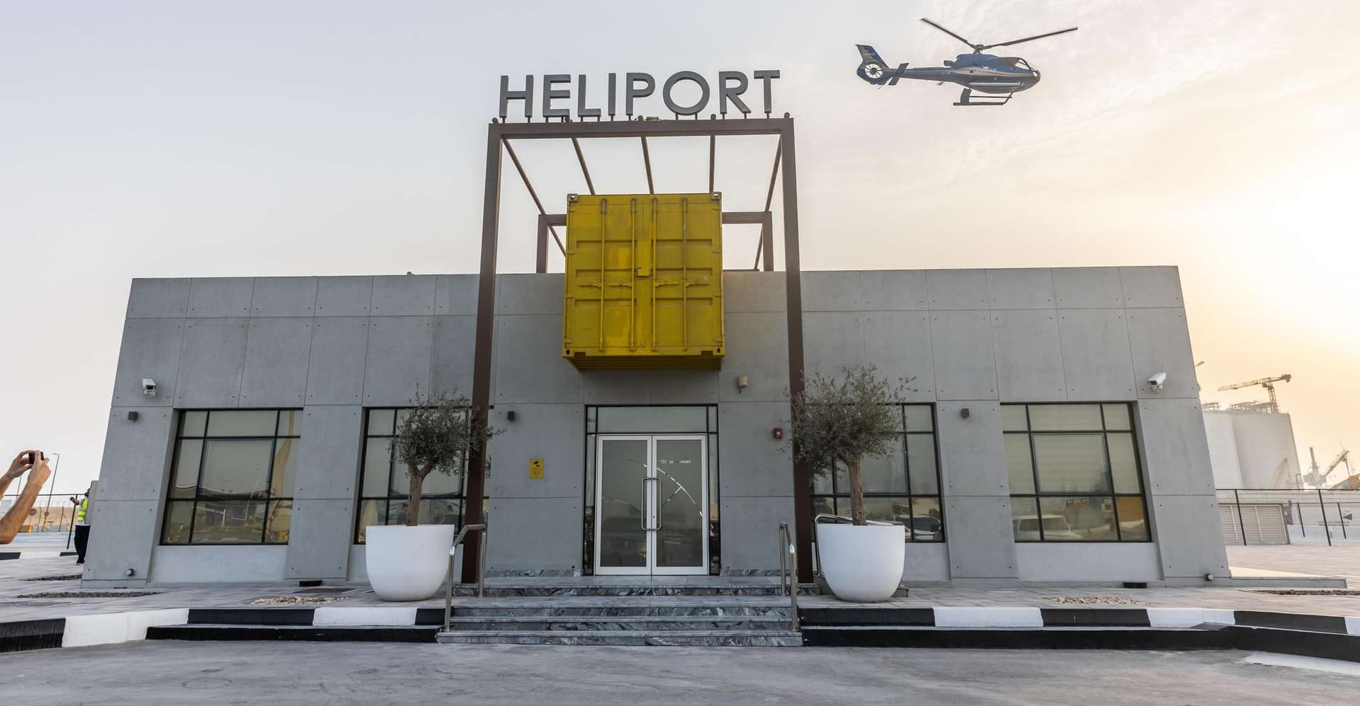 Abu Dhabi: Scenic Helicopter Tour photo 5