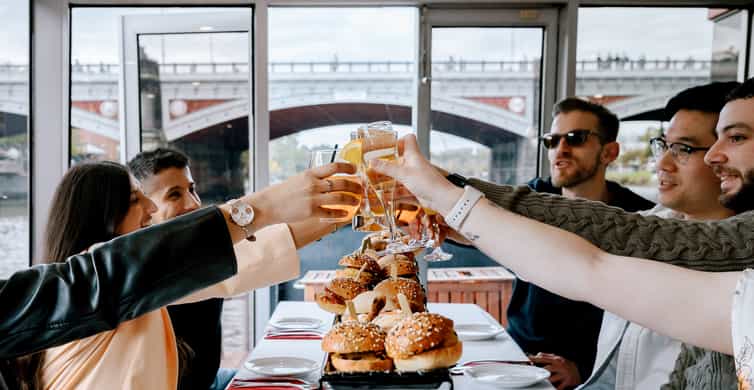 Melbourne: 2-Hour Bottomless Brunch Cruise