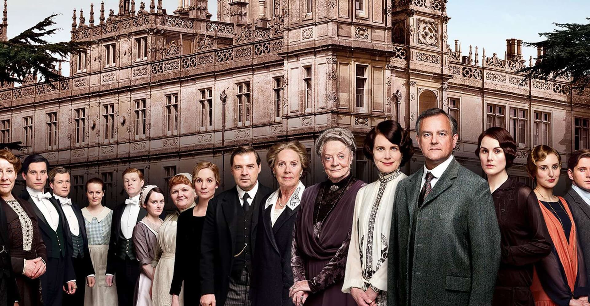 From London: Downton Abbey and Village Coach Tour photo 9