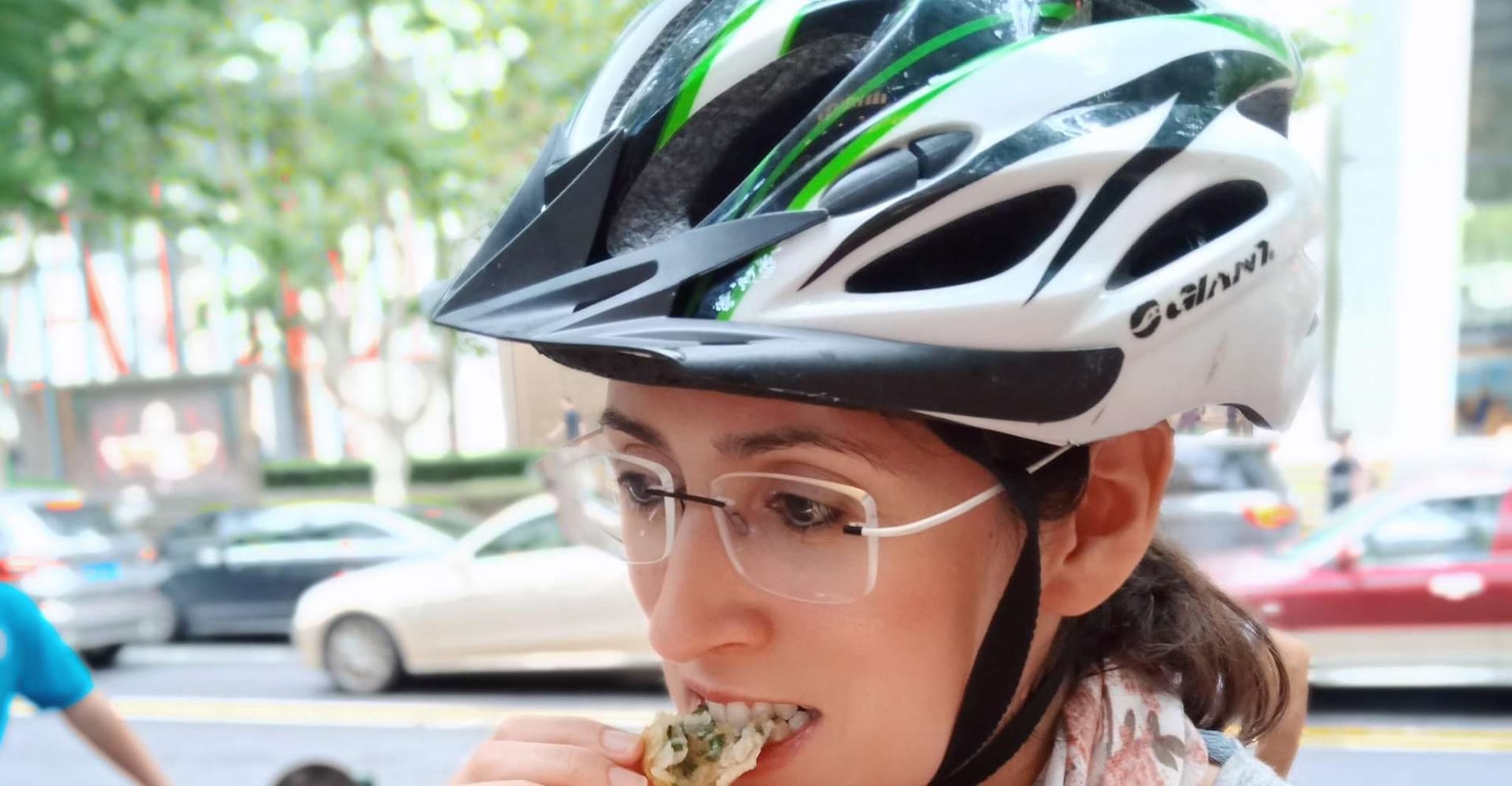 Shanghai: Half-Day Biking and Local Food Tour photo 2