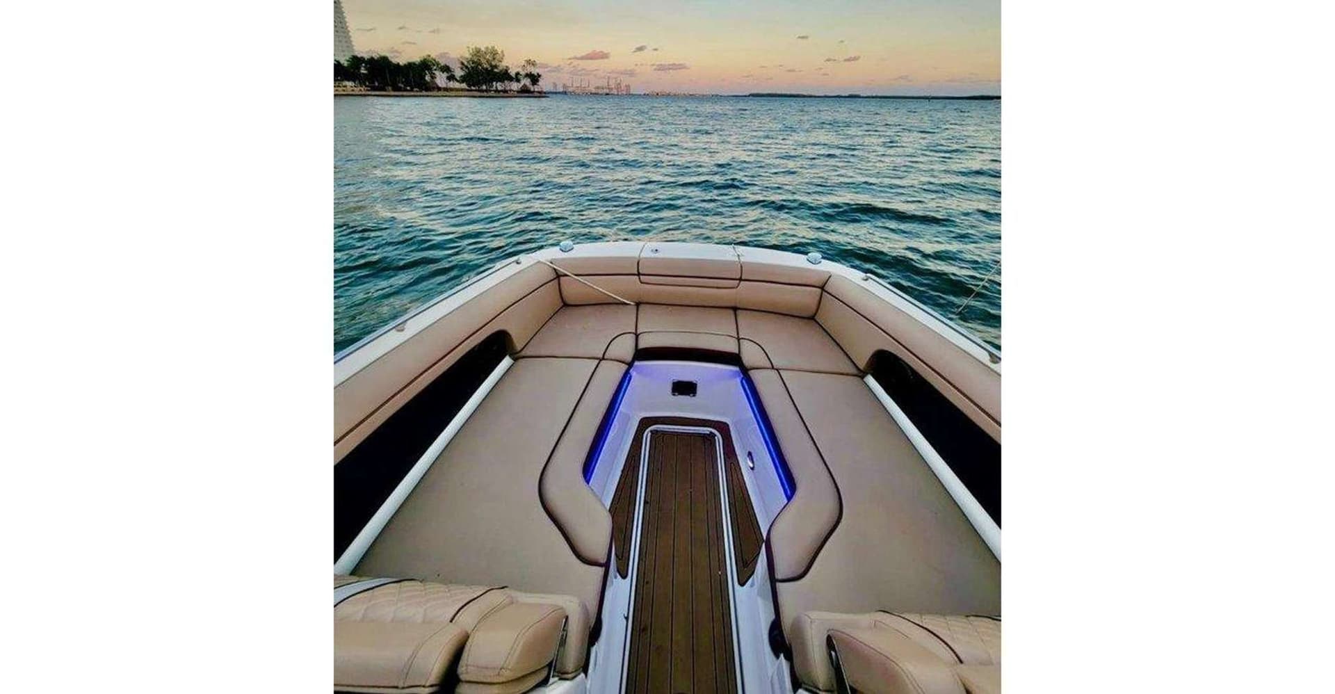 Miami: Guided Boat Tour with Champagne photo 10