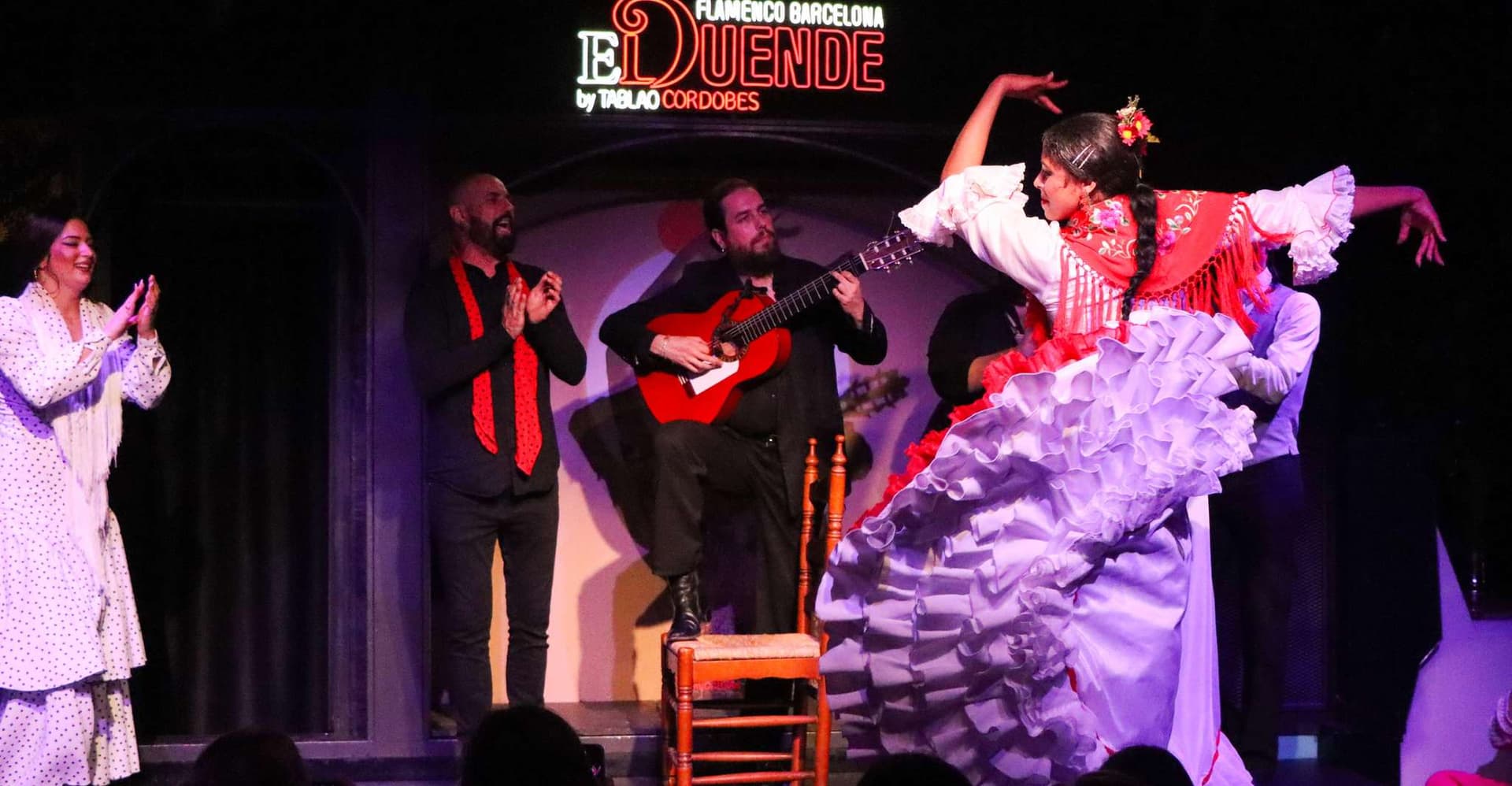Barcelona: Flamenco Show with Drink Option at La Rambla photo 14