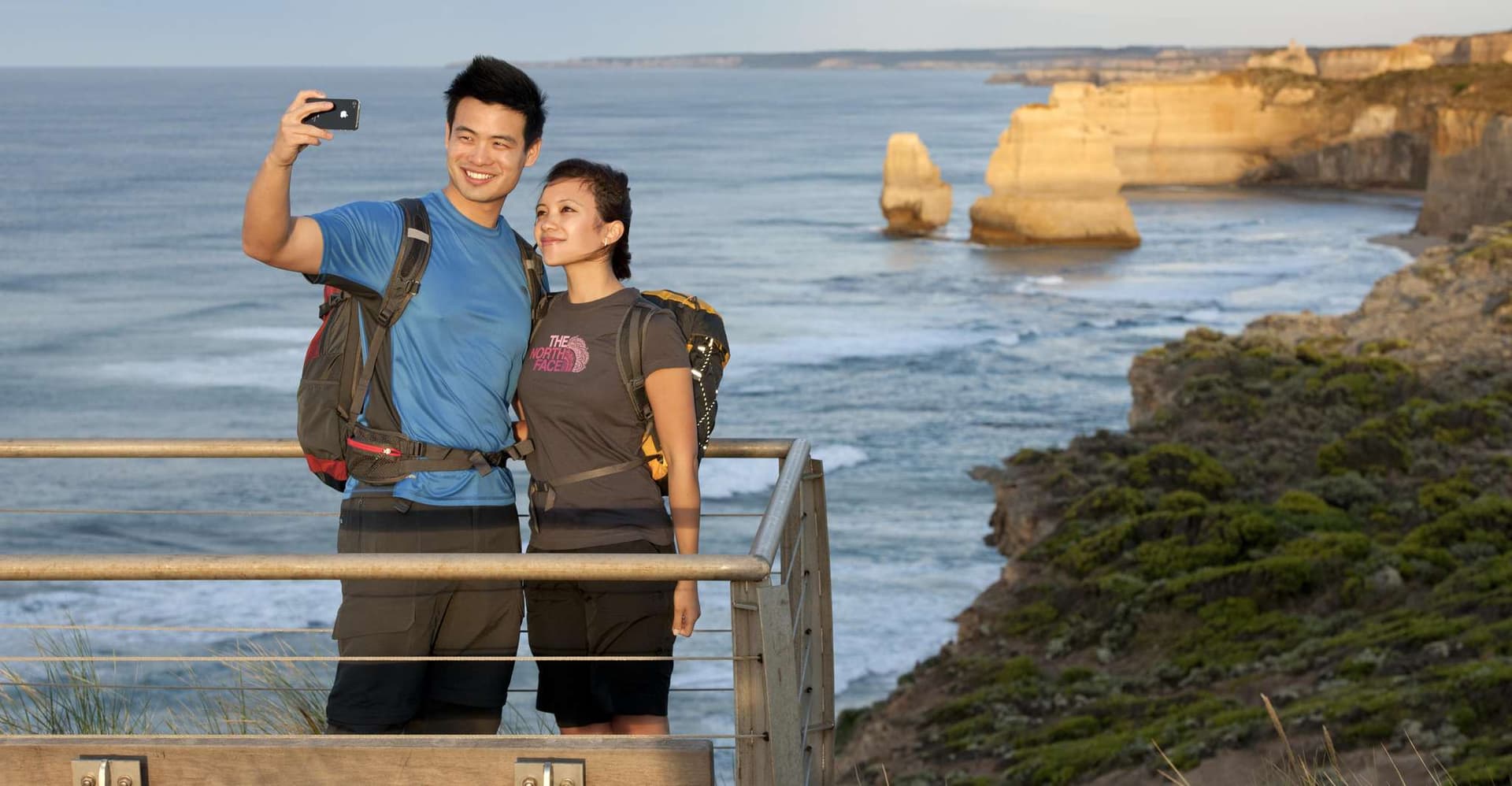 From Melbourne: Great Ocean Road & 12 Apostles Full-Day Tour photo 1