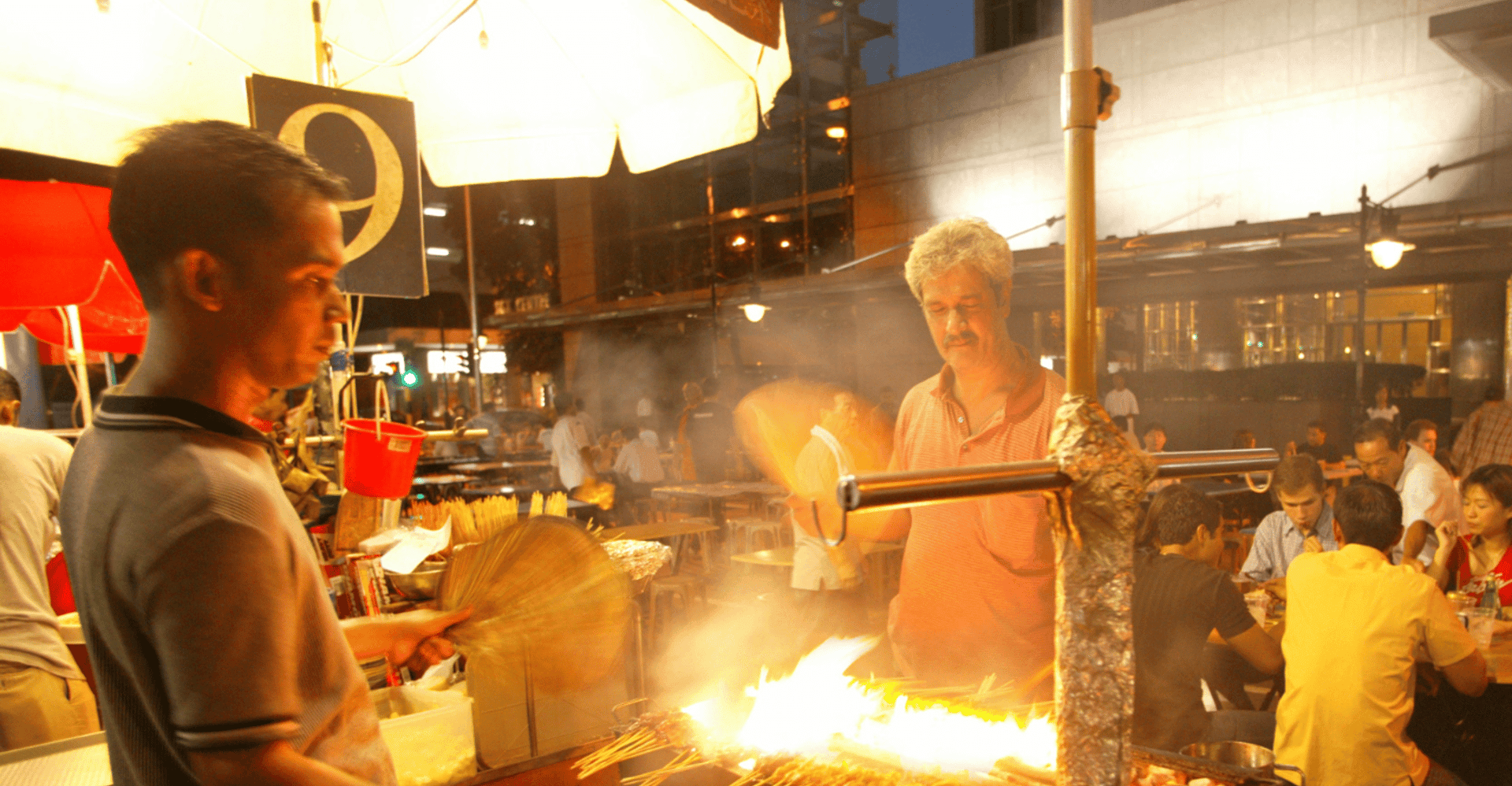 Kuala Lumpur: Nightlife Street Food Tour with 6 Tastings photo 4