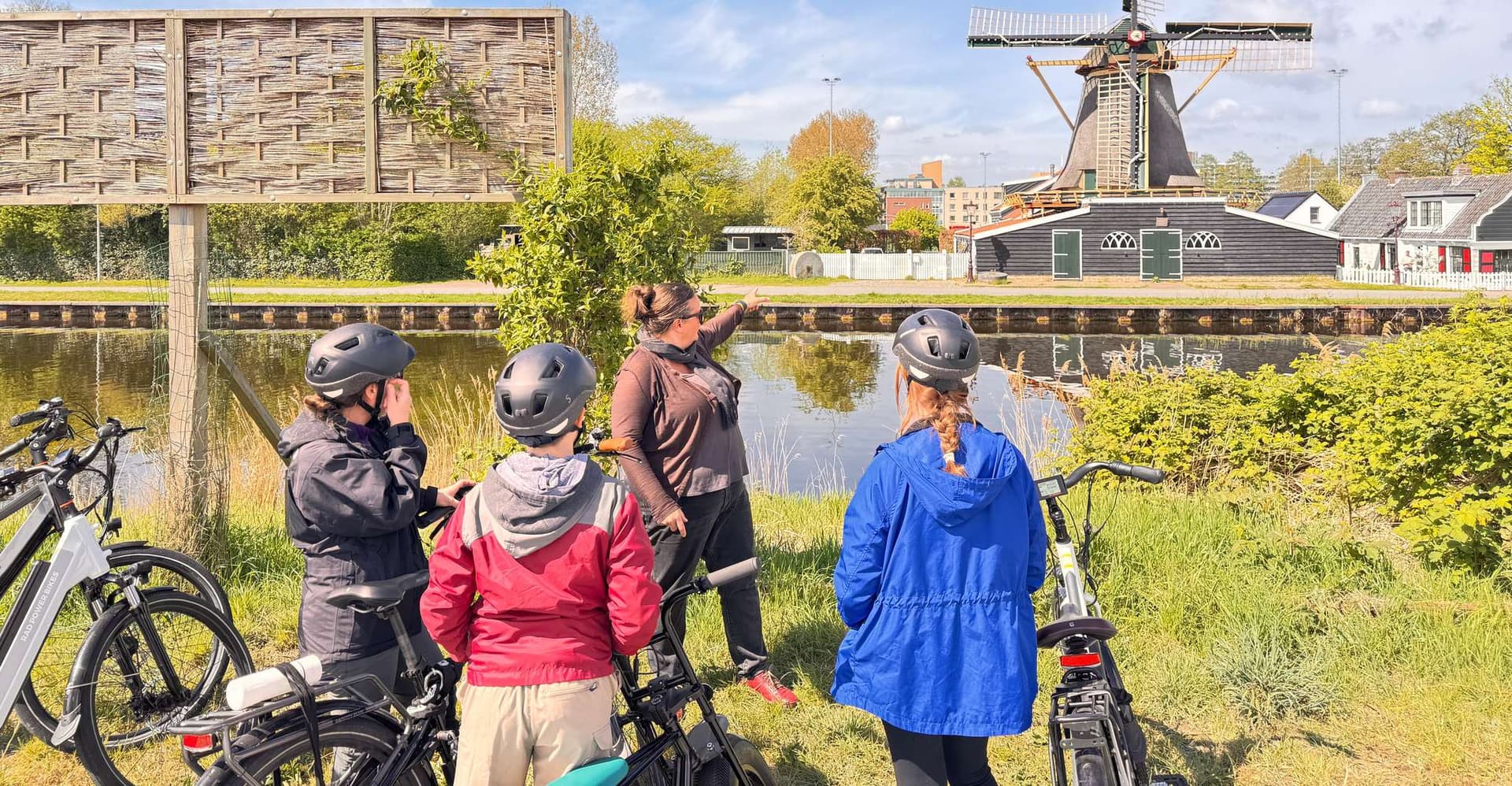 Amsterdam: Zaanse Schans Windmills & Zaandam E-Bike Tour photo 2