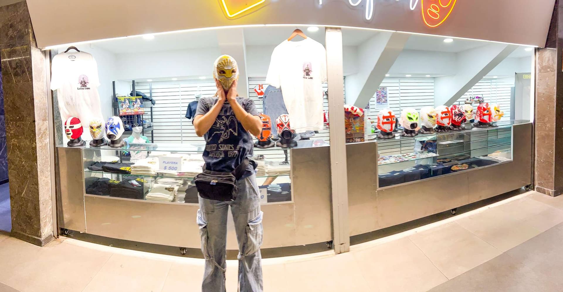 Mexico City: Lucha Libre Show, Walking Tour & Tequila photo 9