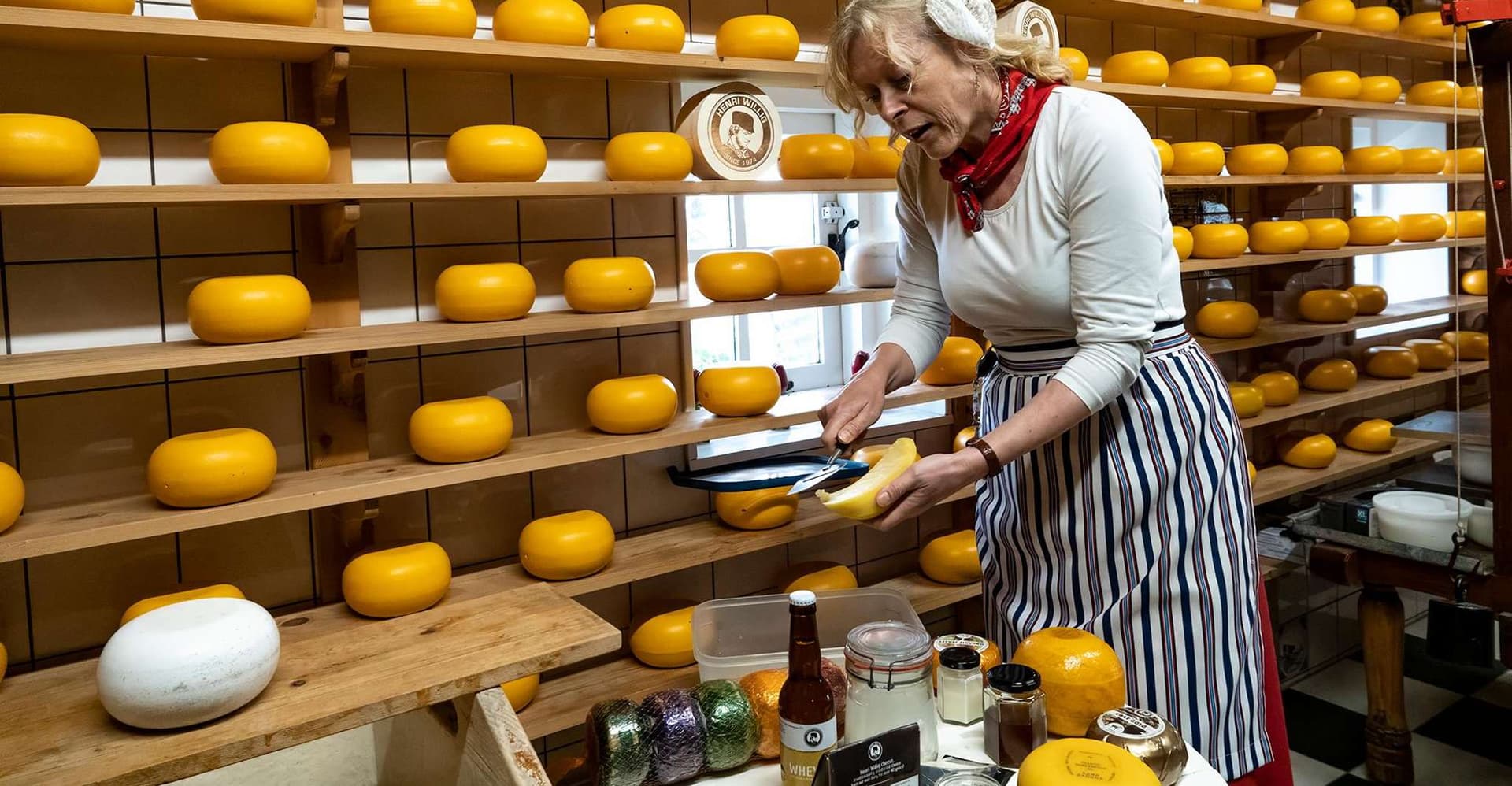 Amsterdam: Experience Zaanse Schans Windmills & Cheese Farm photo 2
