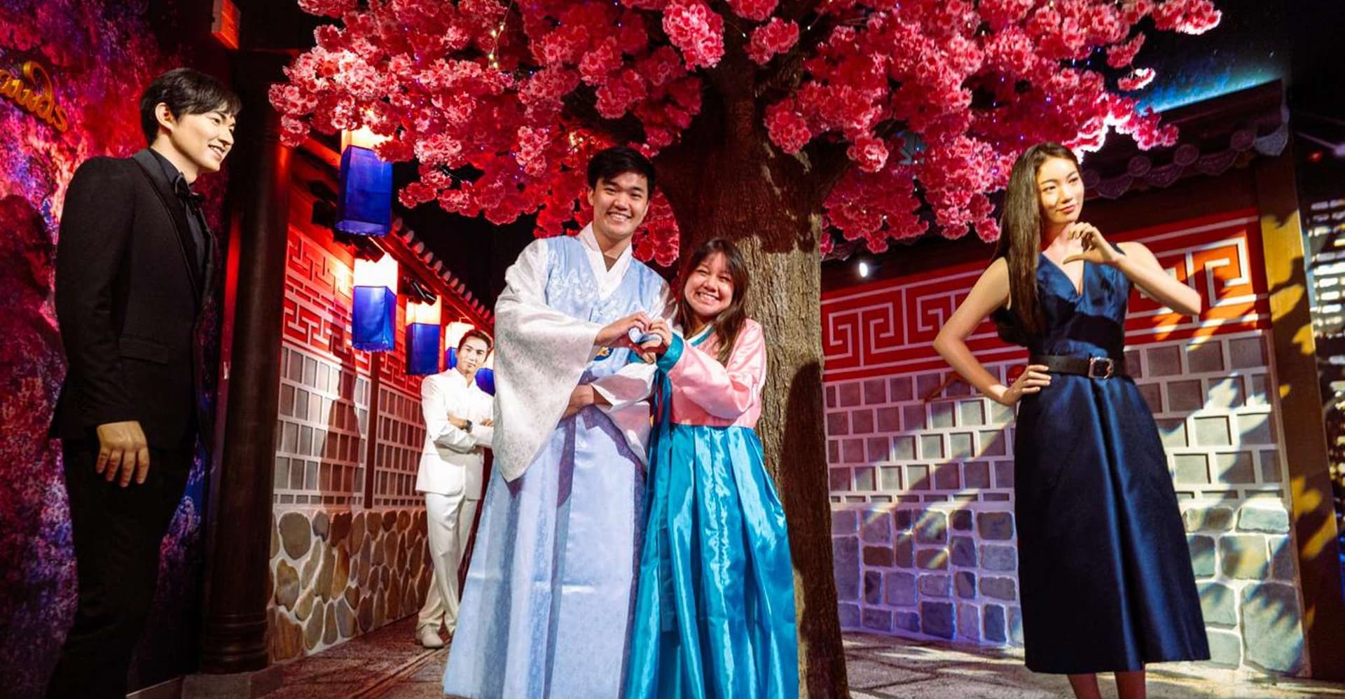 Singapore: Madame Tussauds Wax Museum photo 15