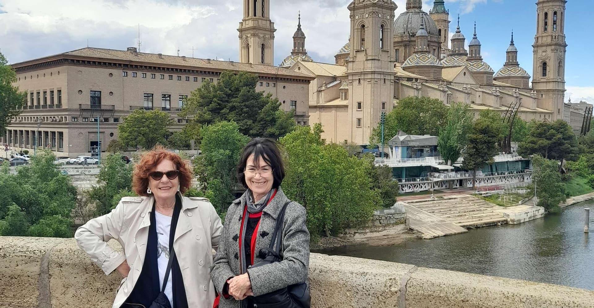 Zaragoza: Private Walking Tour with a Local photo 3