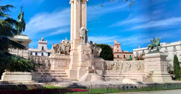 Guided tour of Cádiz in Spanish: stories from a local guide