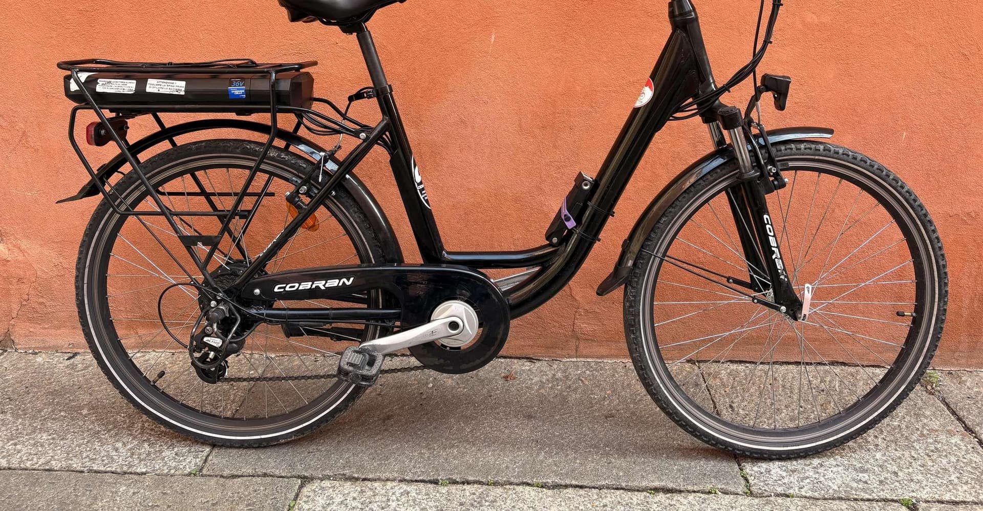 Bologna: Bike Rental photo 2