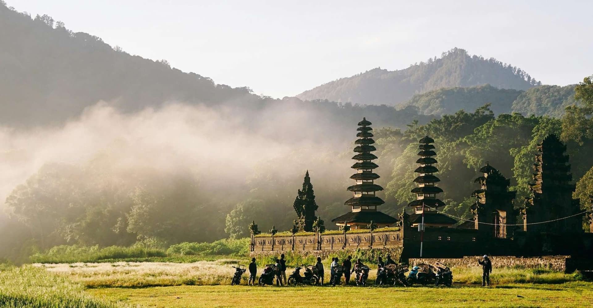 Bali: Munduk Waterfalls Trek, Twin Lakes and Temple Tour photo 4