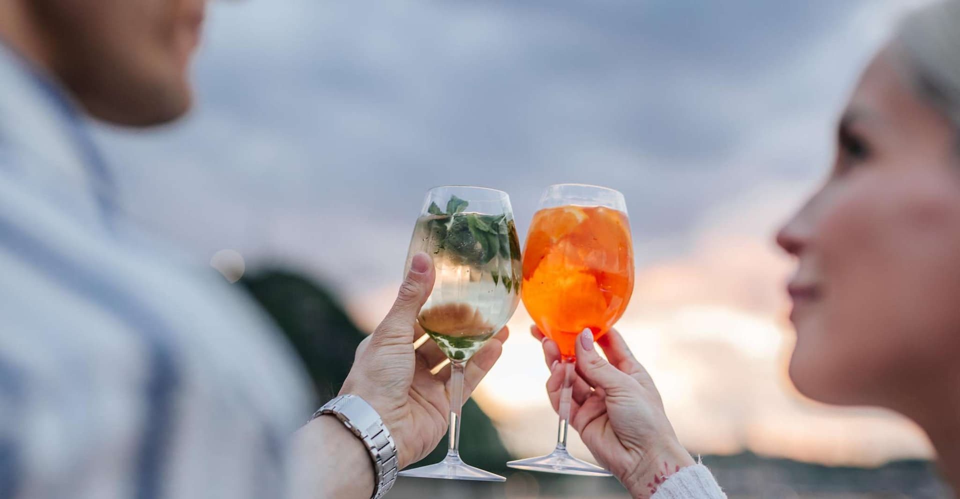 Budapest: Lotus Cruise with Unlimited Aperol and Prosecco photo 5