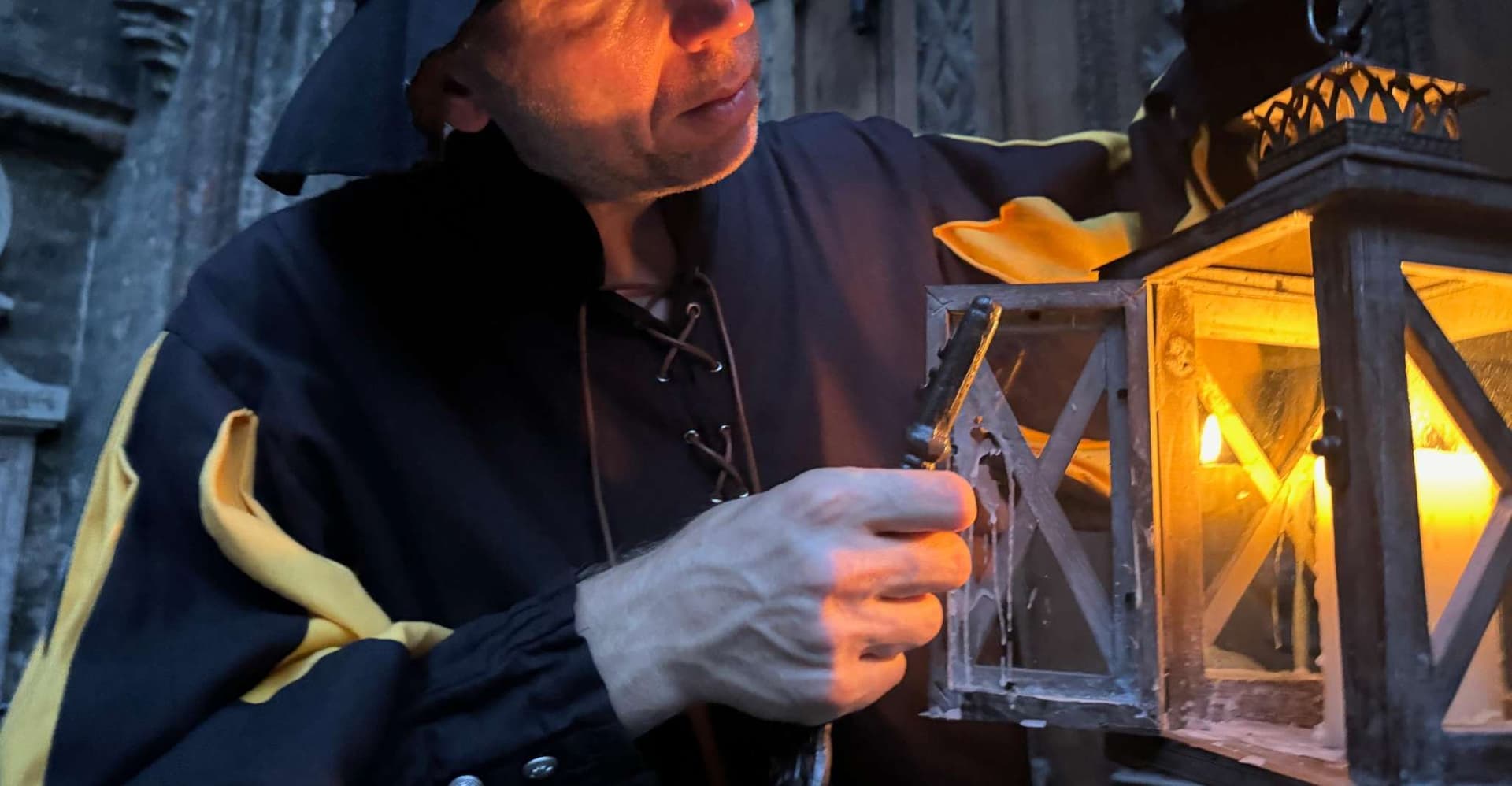 Munich: Night Watchman Tour for Kids (6 - 12 years) - 75 min photo 8