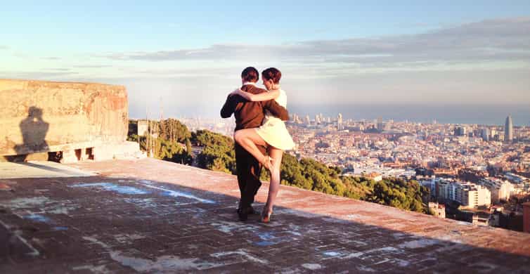 Barcelona: Tango Lesson with Drinks and Video